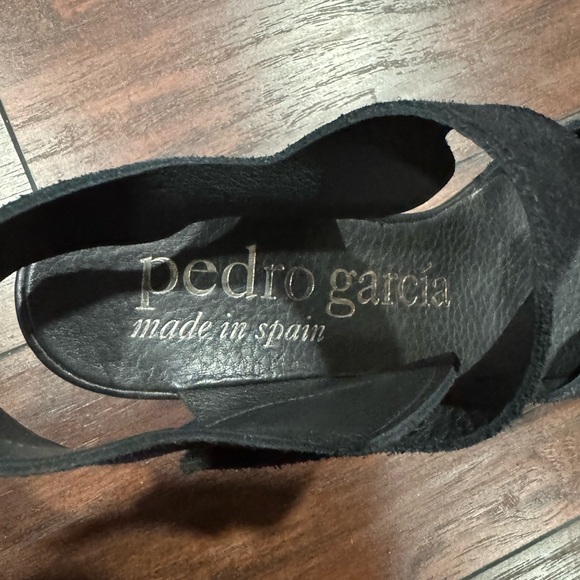 Pedro García Platform Heels - Picture 3 of 6